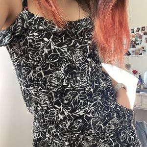 A black and white floral jumpsuit by Windsor barely used with pockets